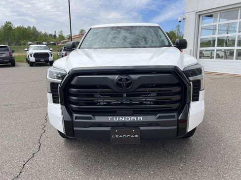 Used 2024 Toyota Tundra SR w/ Security Package (TMS) AWD/4WD image 7