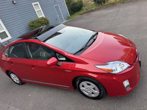 Used 2011 Toyota Prius Four w/ Solar Roof Pkg FWD image 11