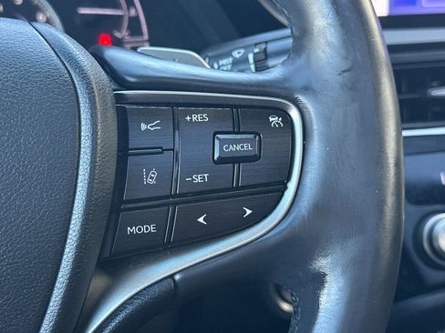 Used 2023 Lexus ES 350 w/ Premium Package FWD image 28