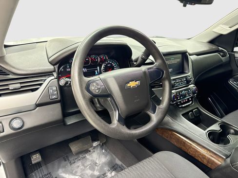 Used 2019 Chevrolet Tahoe LS w/ Enhanced Driver Alert Package RWD image 18