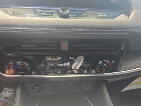 New 2026 Nissan Rogue Platinum w/ Platinum Premium Package AWD/4WD image 25