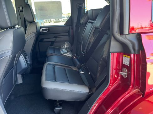 New 2026 Ford Bronco Outer Banks AWD/4WD image 7