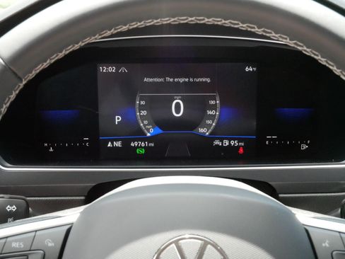 Used 2023 Volkswagen Tiguan SE AWD/4WD image 21