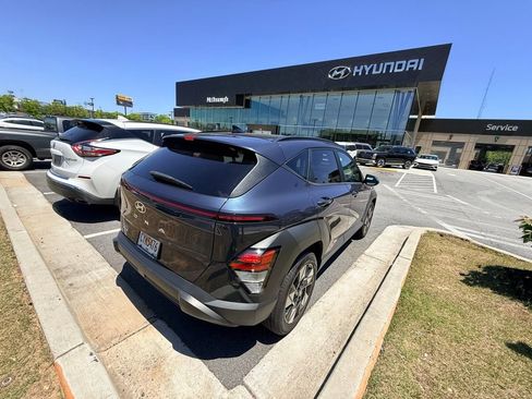 Used 2024 Hyundai Kona SEL FWD image 5