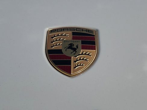 Certified 2025 Porsche Cayenne E-Hybrid image 30