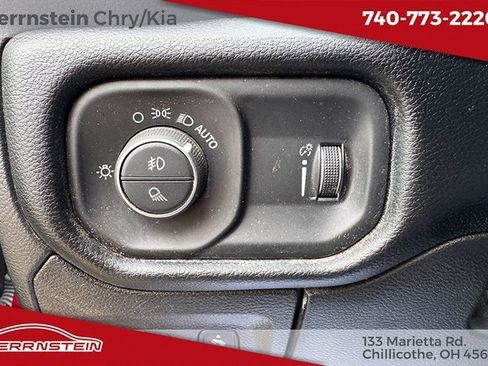 Used 2020 RAM 1500 Big Horn image 16