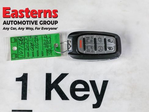 Used 2023 Chrysler Voyager LX image 24