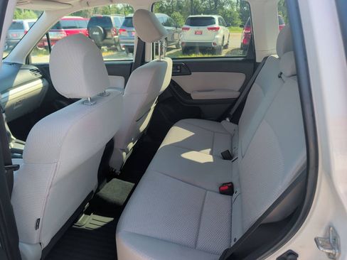 Used 2014 Subaru Forester 2.5i Premium w/ Popular Package #1 AWD/4WD image 15