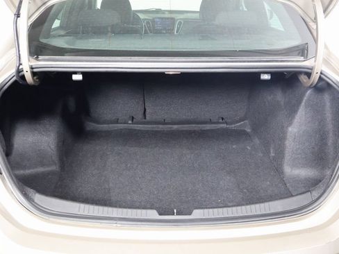 Used 2024 Chevrolet Malibu LT FWD image 14