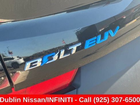 Used 2023 Chevrolet Bolt EUV LT FWD image 50