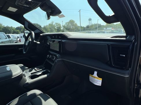 New 2025 GMC Sierra 2500 AT4X image 66