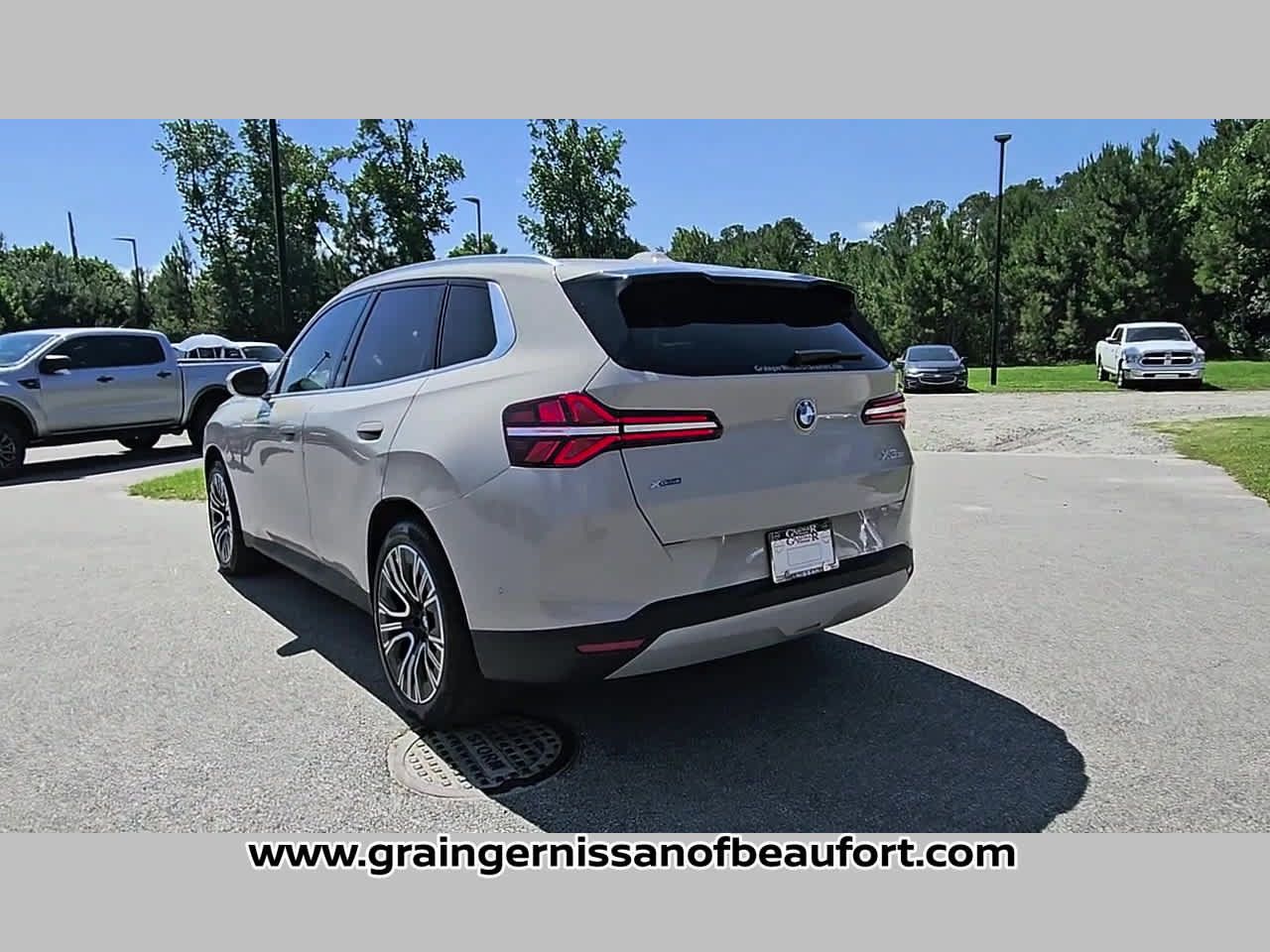 Used 2025 BMW X3 xDrive30i w/ Premium Package AWD/4WD image 29