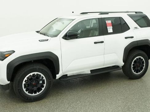 New 2026 Toyota 4Runner TRD Off-Road Premium AWD/4WD image 5