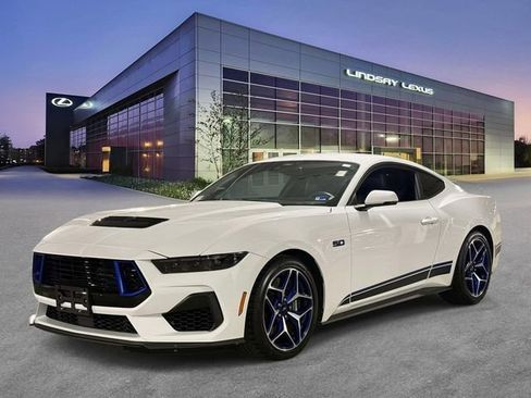 Used 2025 Ford Mustang GT Premium w/ GT Performance Package RWD image 1