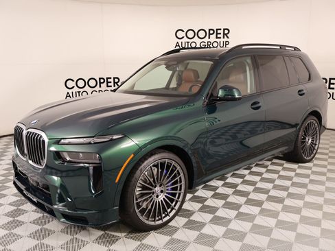 Used 2025 BMW ALPINA XB7 image 11
