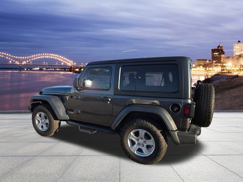 Used 2020 Jeep Wrangler Sport image 3