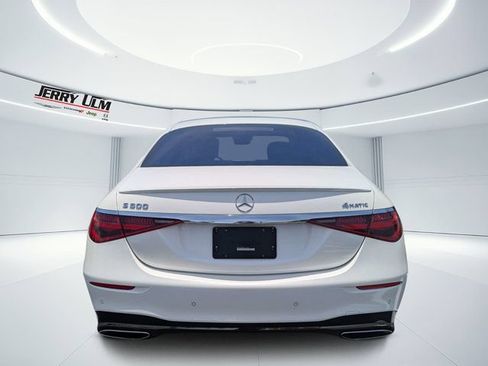 Used 2023 Mercedes-Benz S 500 4MATIC image 4