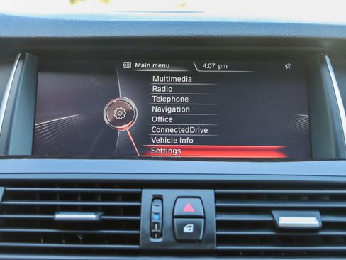 Used 2016 BMW 528i Sedan RWD image 38