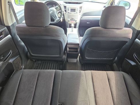 Used 2014 Subaru Outback 2.5i Premium AWD/4WD image 20
