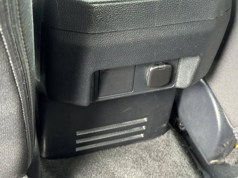 Used 2024 Toyota Tacoma SR RWD image 14