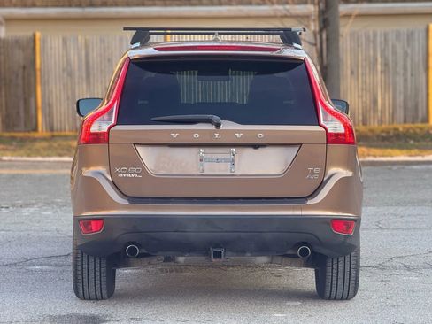 Used 2011 Volvo XC60 T6 image 7