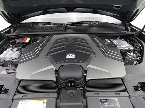 Used 2022 Lamborghini Urus AWD/4WD image 29