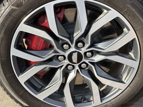 Certified 2022 Cadillac XT5 Sportv image 12