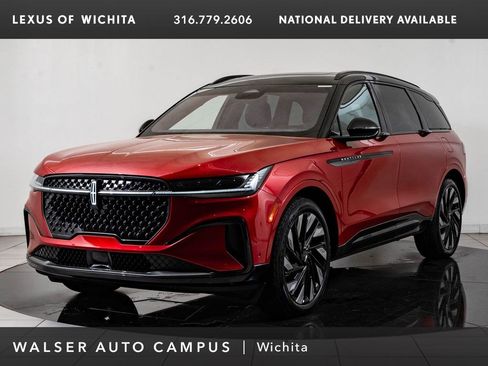 Used 2024 Lincoln Nautilus Reserve w/ Equipment Group 202A AWD/4WD image 1