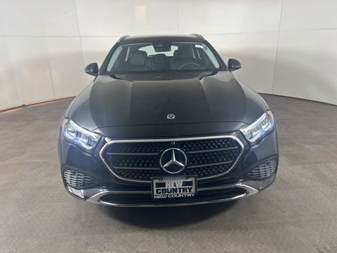 Used 2024 Mercedes-Benz E 450 4MATIC All-Terrain Wagon image 2