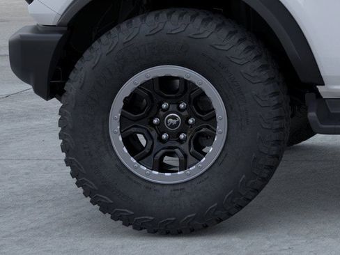 New 2025 Ford Bronco Outer Banks w/ Sasquatch Package image 21
