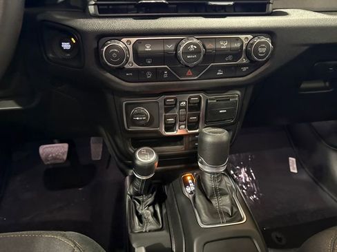 New 2026 Jeep Gladiator Sport AWD/4WD image 22