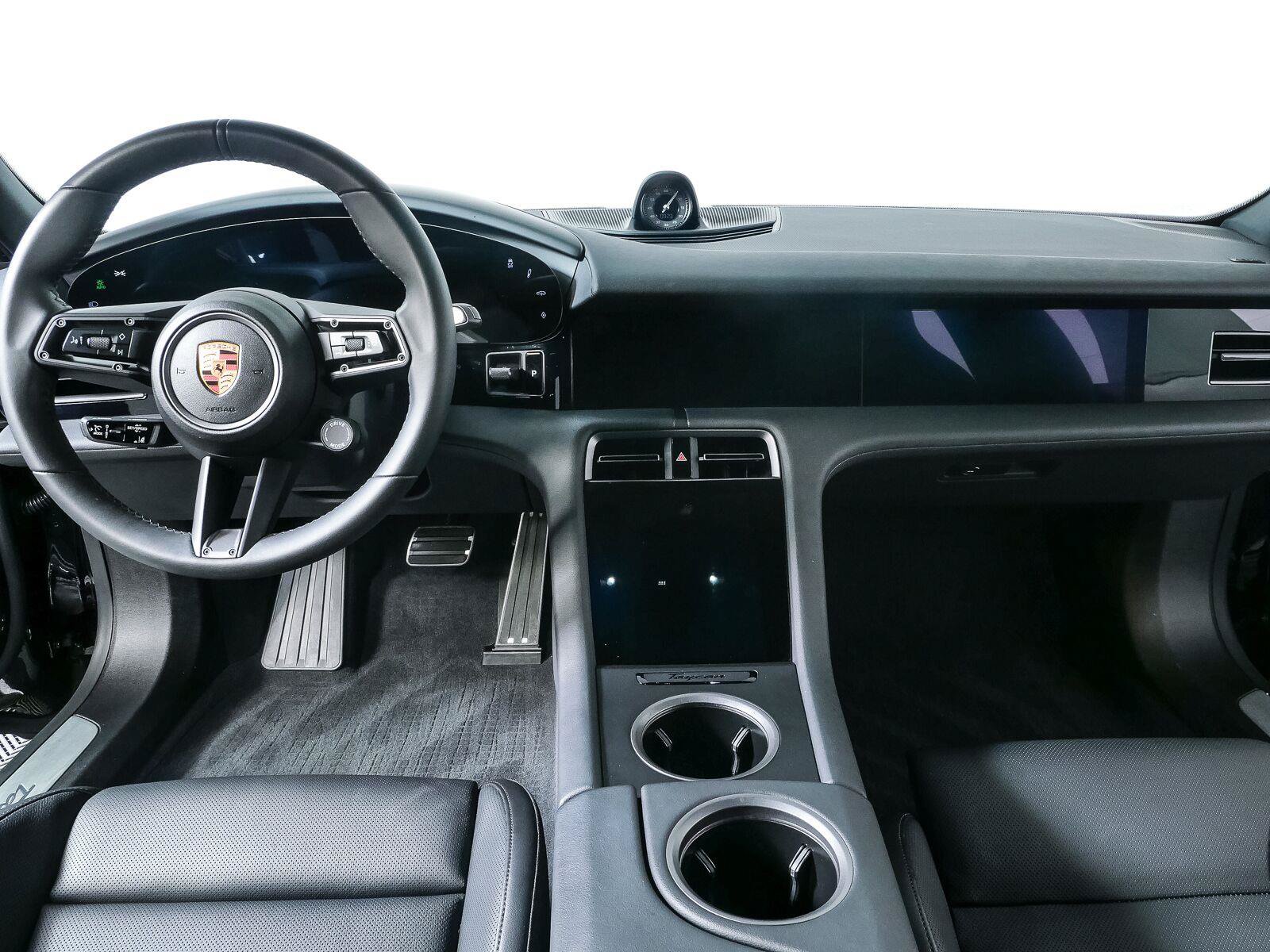 Certified 2025 Porsche Taycan 4 Cross Turismo AWD/4WD image 20