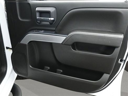 Used 2018 Chevrolet Silverado 1500 LT w/ Rally 2 Edition image 19