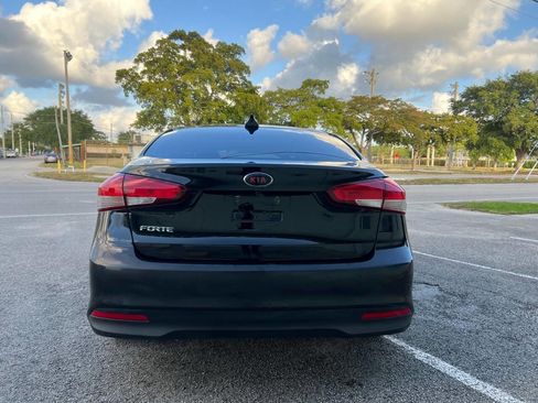 Used 2018 Kia Forte LX FWD image 10