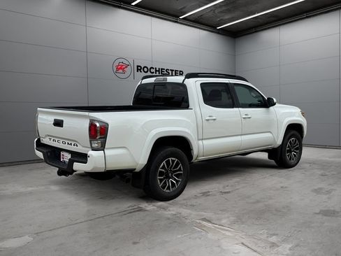 Certified 2023 Toyota Tacoma TRD Sport w/ Technology Package AWD/4WD image 5