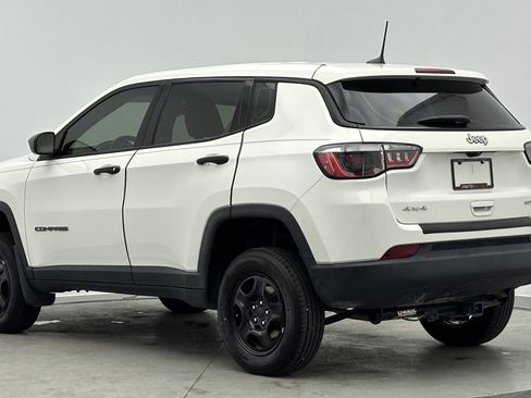 Used 2020 Jeep Compass Sport image 5