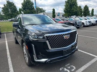 Used 2024 Cadillac Escalade Premium Luxury w/ Performance Package AWD/4WD video 1
