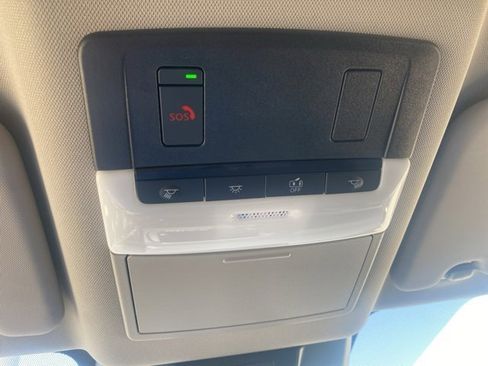 New 2026 Nissan Rogue SV image 25