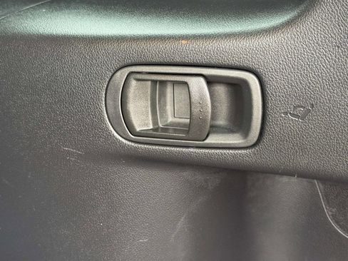 Used 2012 MAZDA CX-7 i Sport w/ Convenience Pkg image 7