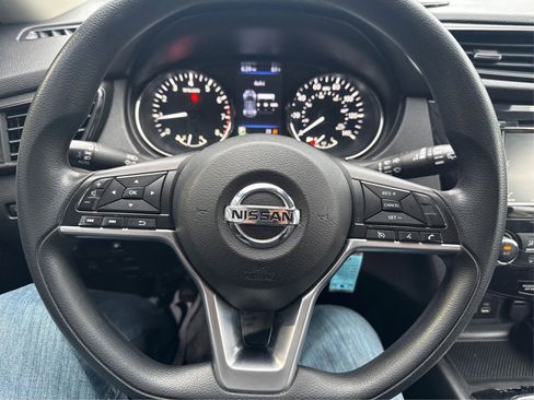 Used 2020 Nissan Rogue S AWD/4WD image 17