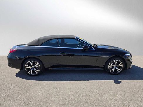 Used 2025 Mercedes-Benz CLE 300 4MATIC Cabriolet image 2
