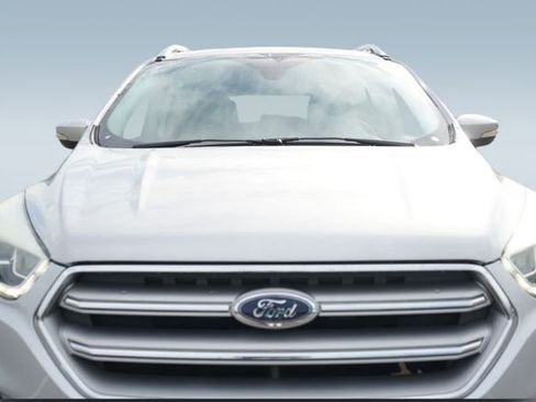 Used 2017 Ford Escape Titanium image 35