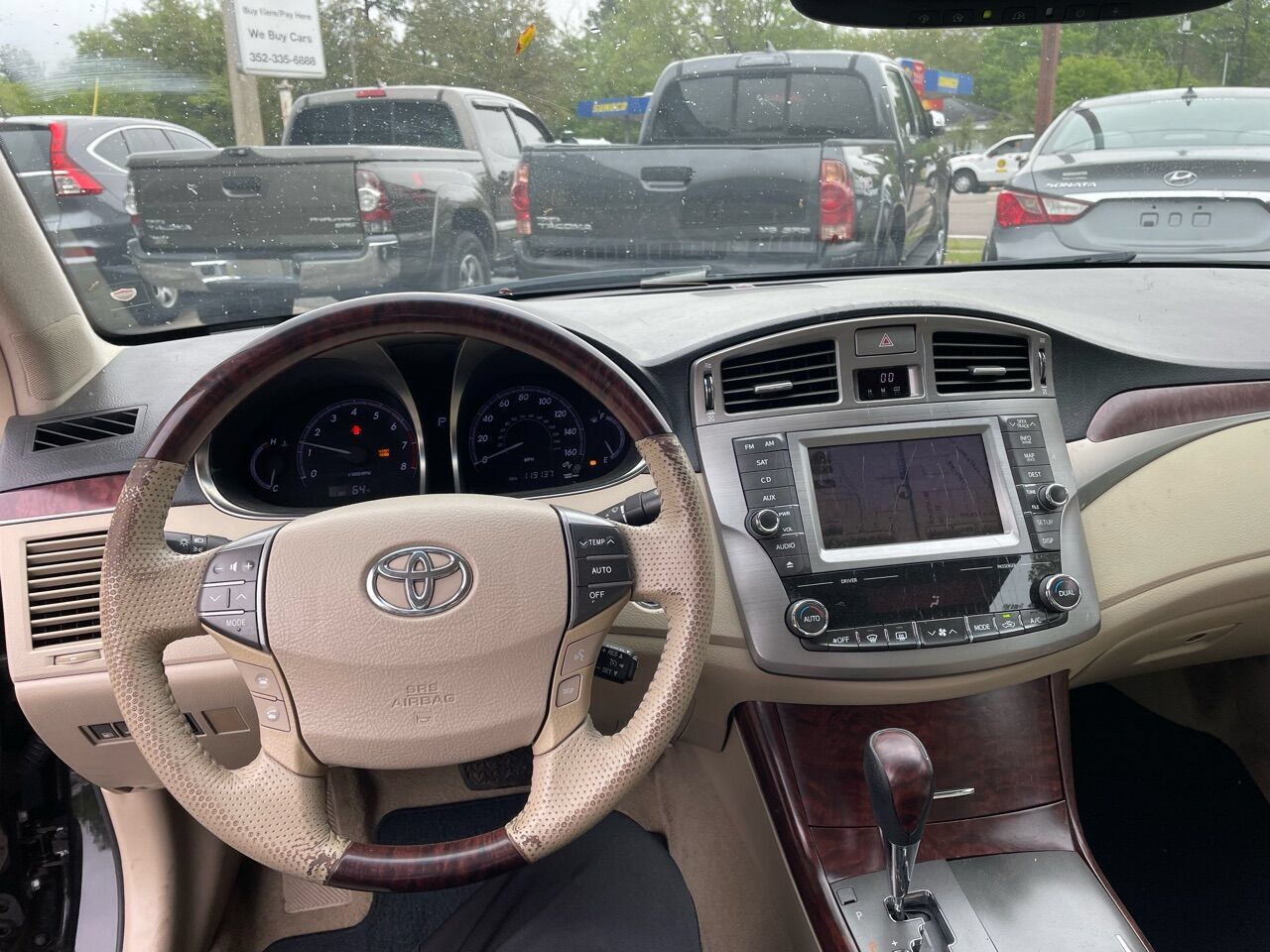 Used 2011 Toyota Avalon Limited FWD image 24