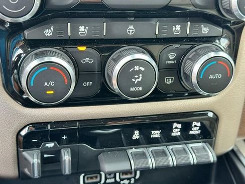 Used 2020 RAM 1500 Laramie RWD image 25