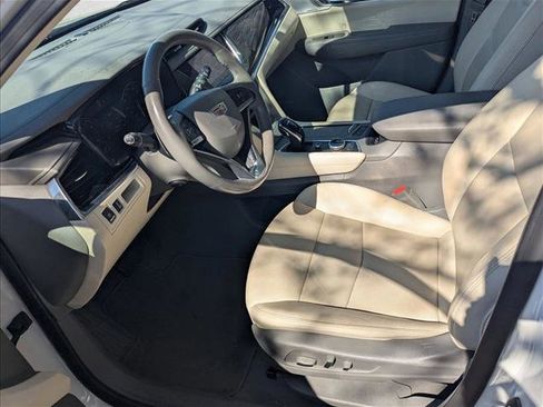 Used 2020 Cadillac XT6 Premium Luxury image 12