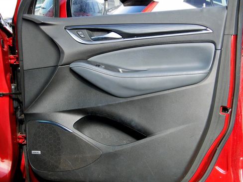 Used 2022 Buick Enclave Premium image 23