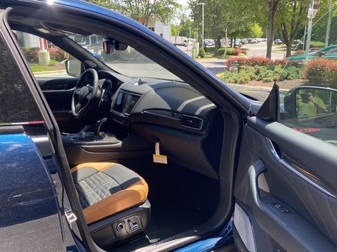 New 2024 Maserati Levante Trofeo image 38