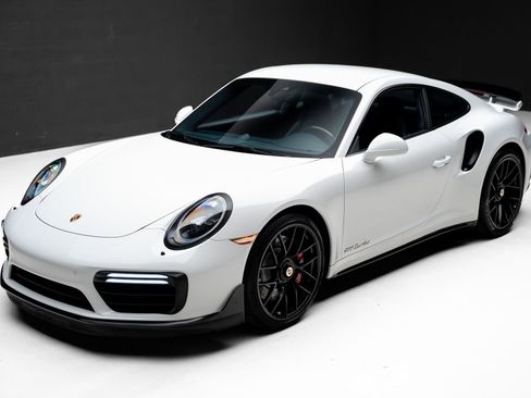 Used 2017 Porsche 911 Turbo AWD/4WD image 5