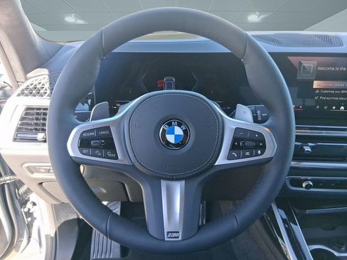 Used 2026 BMW X7 xDrive40i w/ Executive Package AWD/4WD image 16