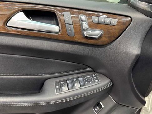 Used 2016 Mercedes-Benz GLE 350 GLE 350 w/ Premium Package image 18